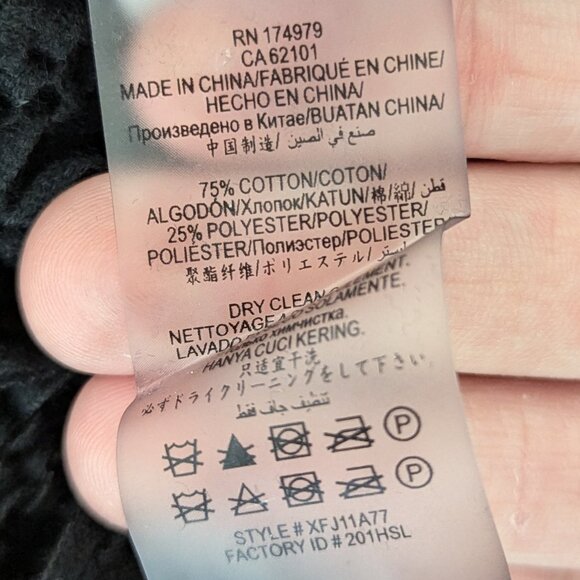 BCBGMaxAzria Black Chunky Long Bell Sleeve Cropped Oversized Slouchy Sweater - Picture 7 of 7